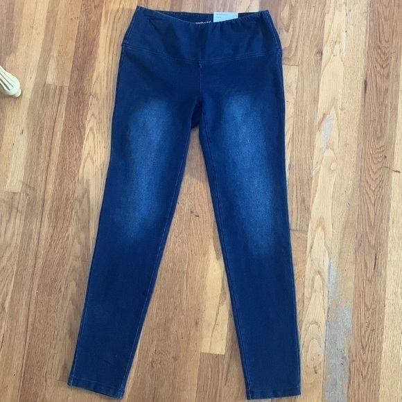 NWT Westbound the Park AVE fit legging 28” inseam - Picture 3 of 6